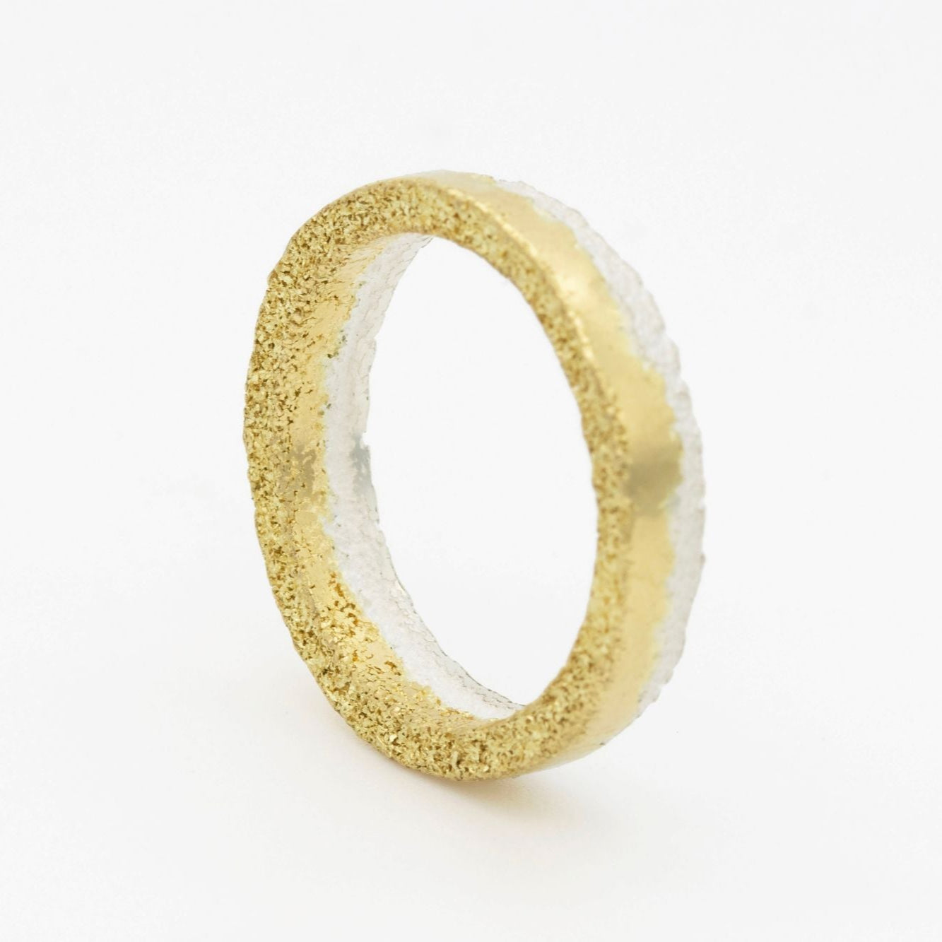 ring of pollen: 201 microns