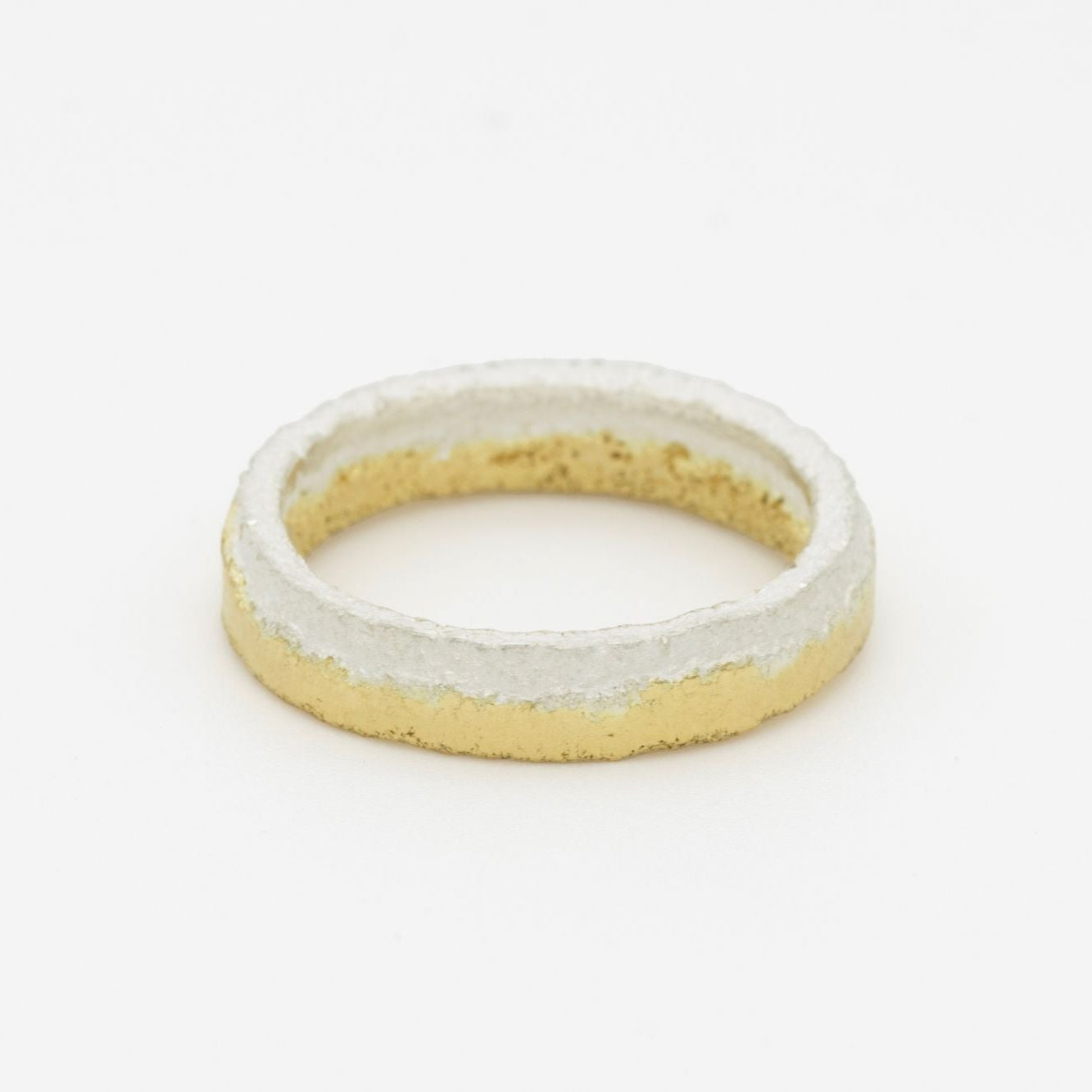 ring of pollen: 201 microns