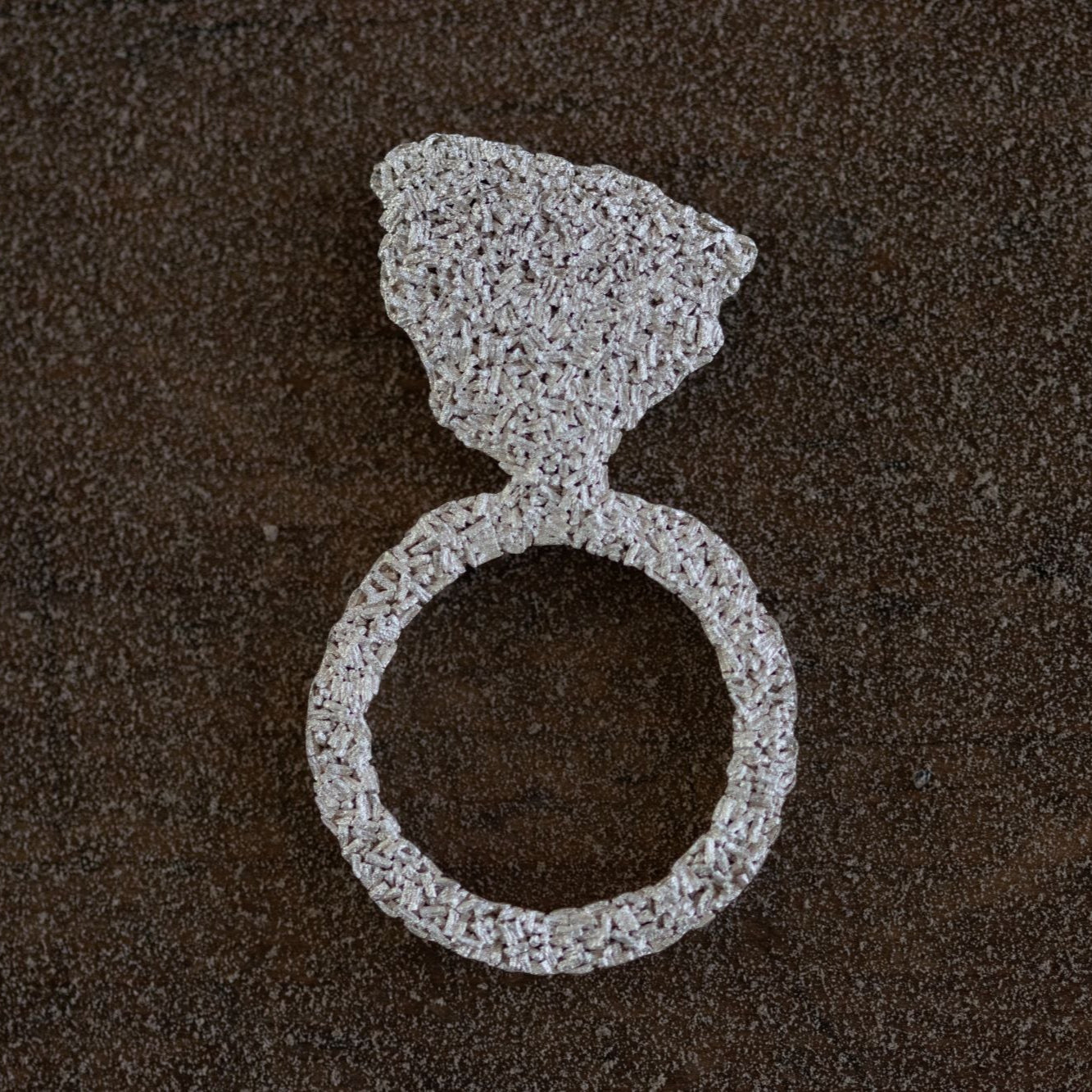 white pollen ring