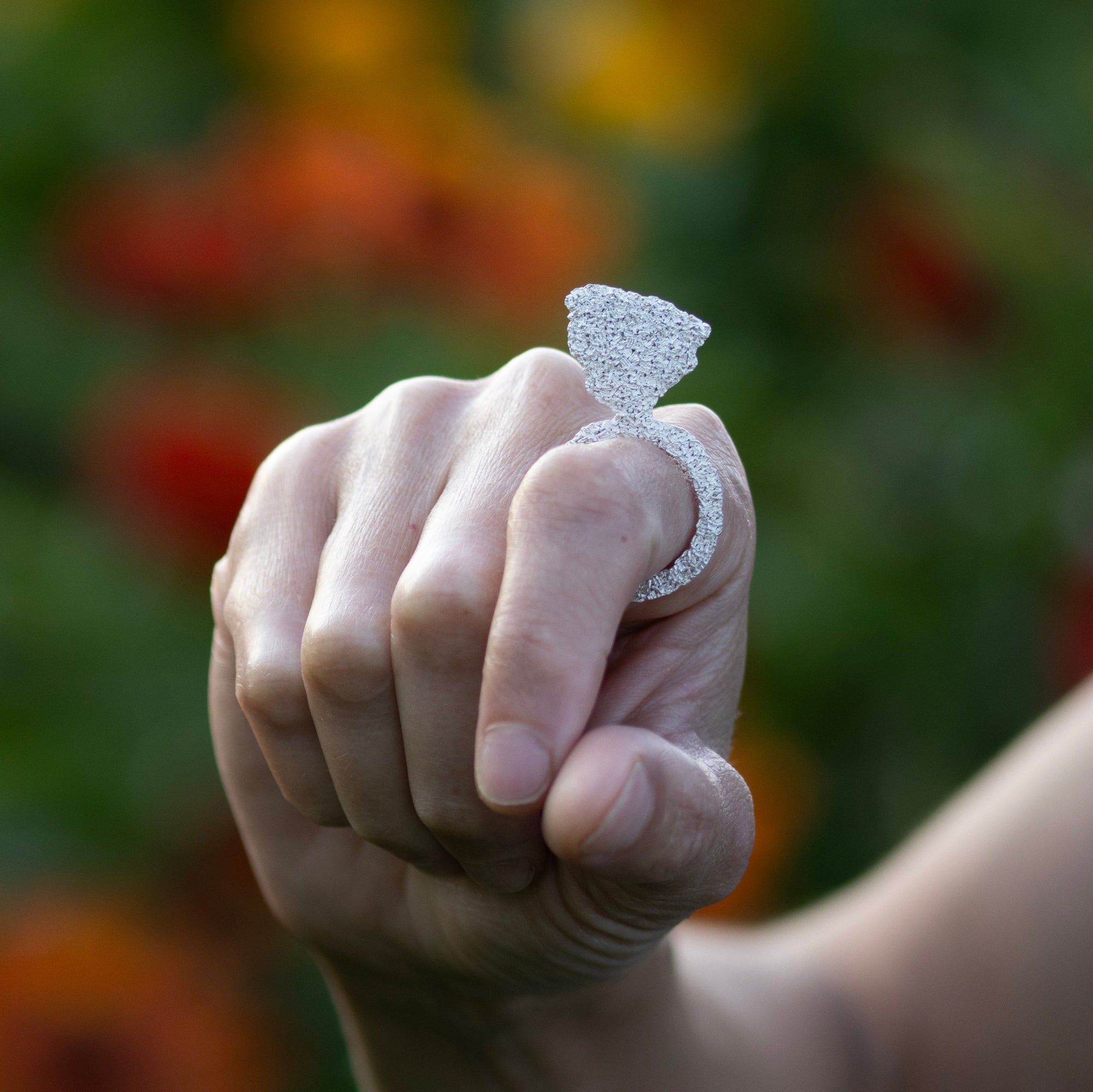white pollen ring